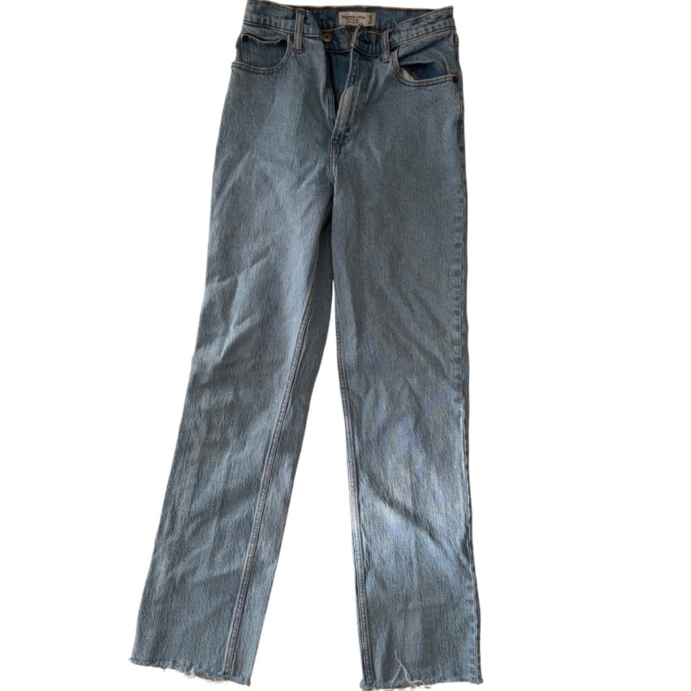 Abercrombie & Fitch Light Blue 90’s Straight Leg Ultra High Rise Jeans